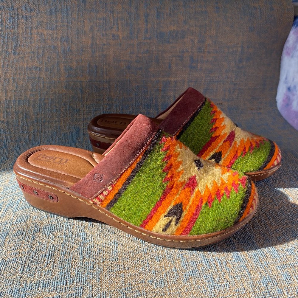 NWOT Born Shoes Bandy Blanket Clogs (Women's 10)